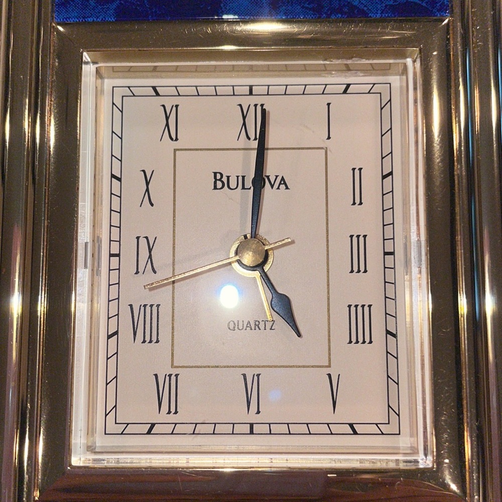 Bulova Alarm Clock - Picture 6 of 16
